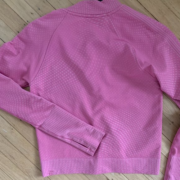 Pink It's Rulu Cropped Half Zip - Picture 3 of 8